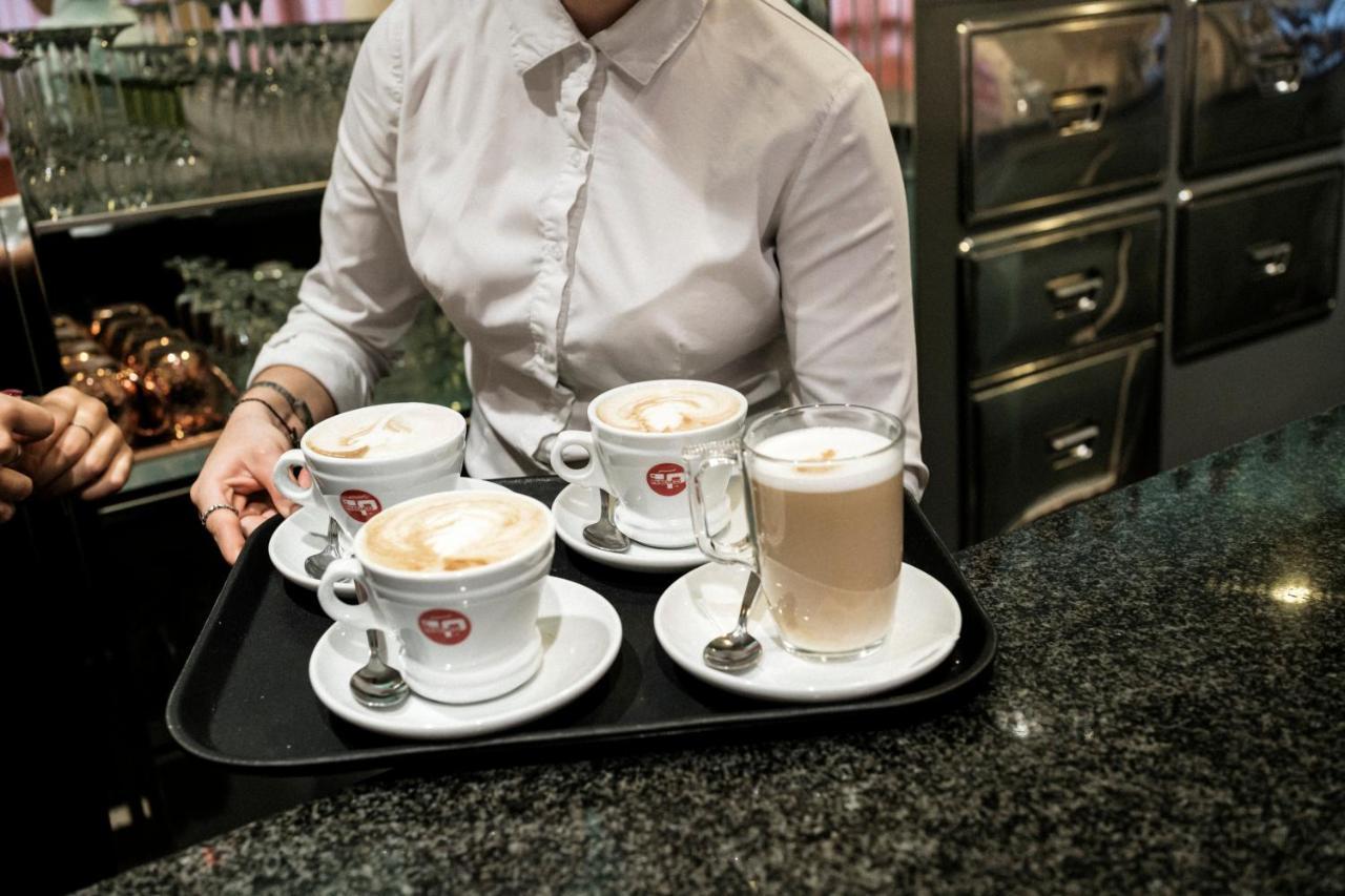 Hotel Augustus Riccione Luaran gambar