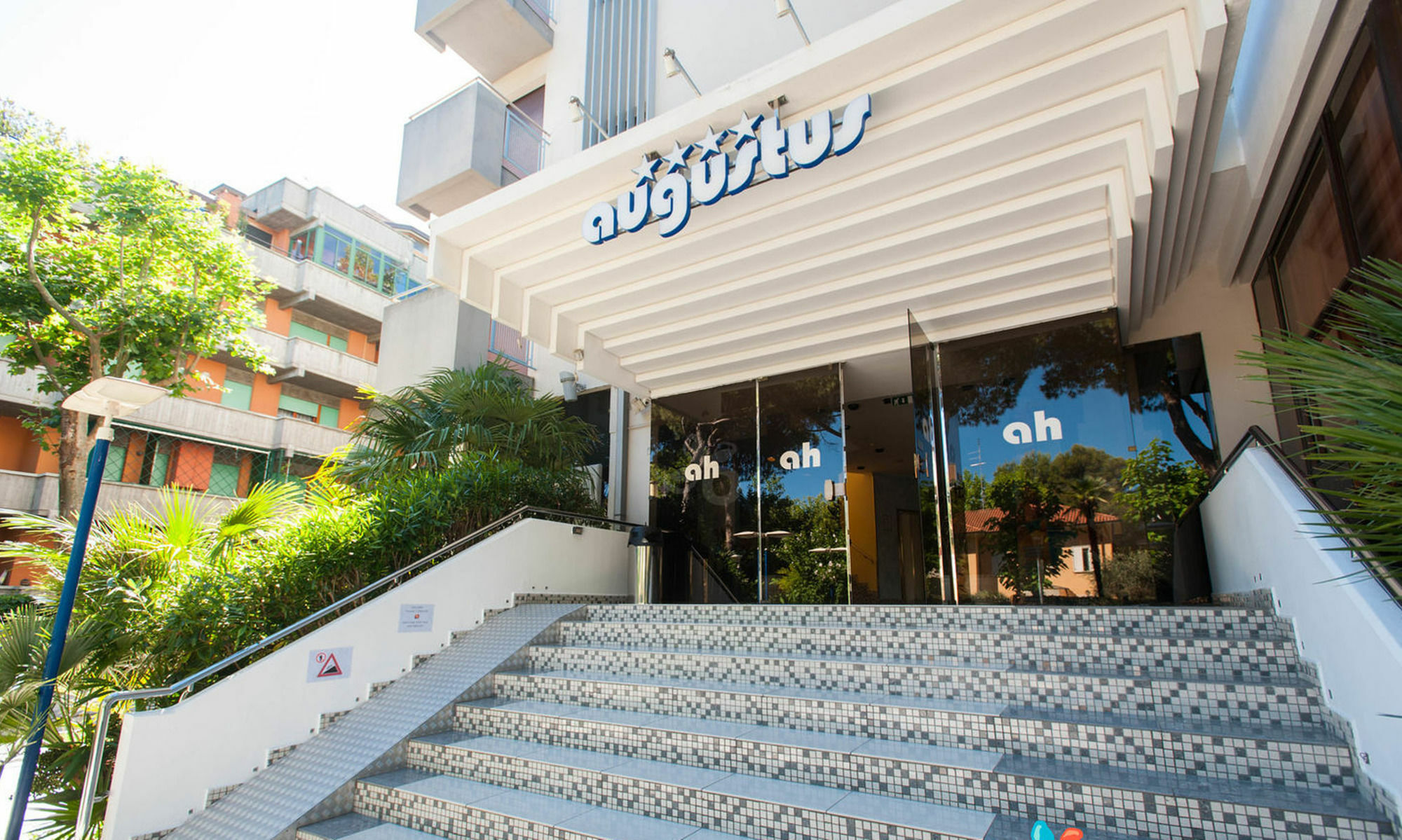 Hotel Augustus Riccione Luaran gambar